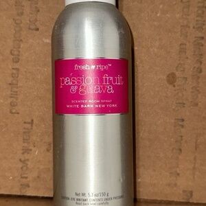 passion fruit and guava SCENTED ROOM SPRAY white barn bath and body works